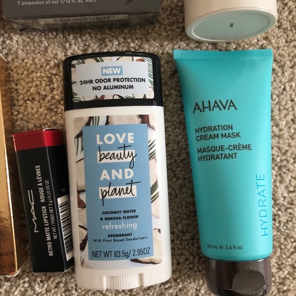 FabFitFun Bundle! - Picture 5 of 7